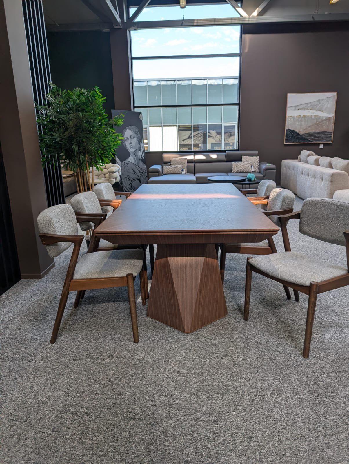 Diamond american walnut fishbone