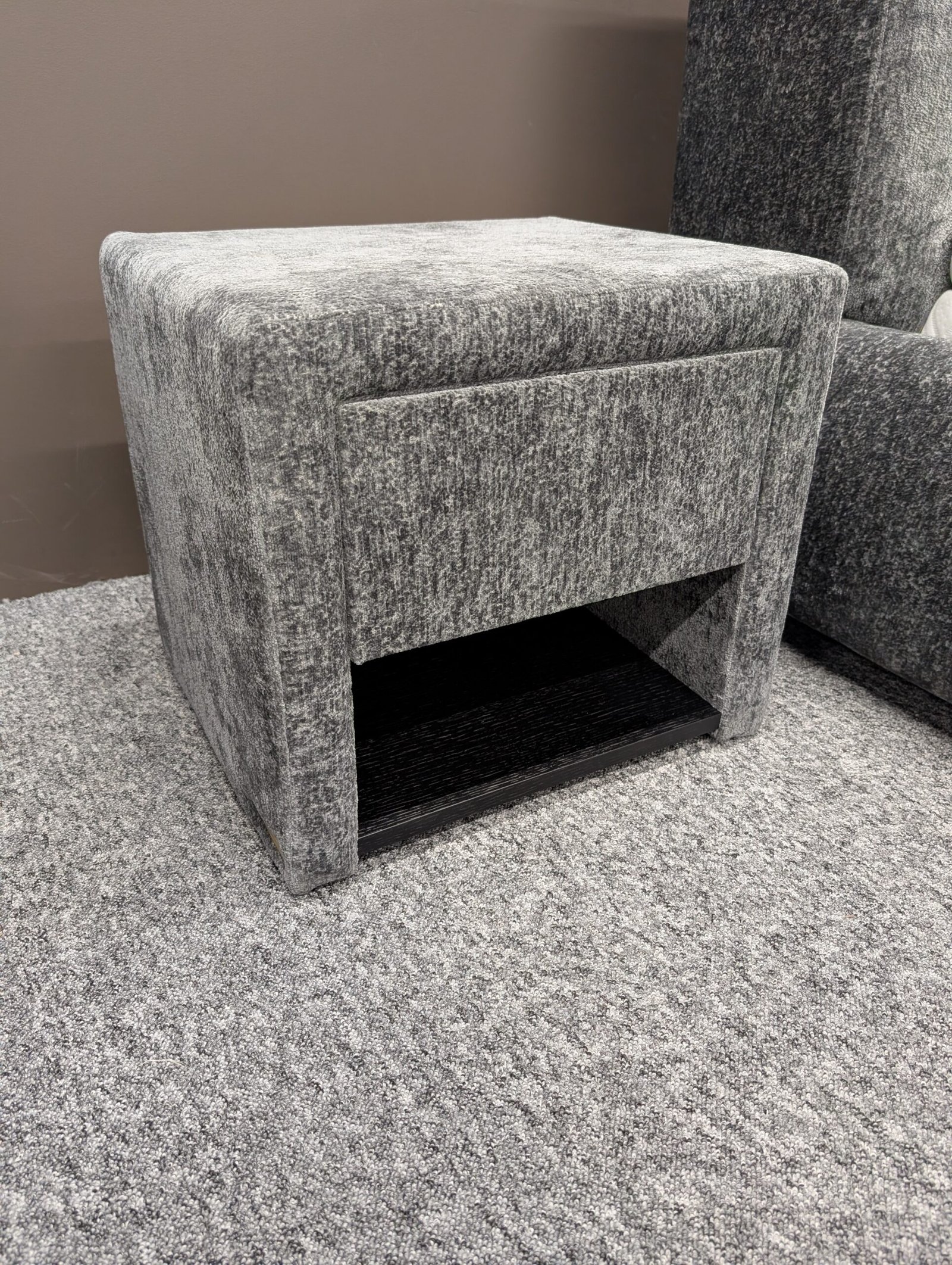 CANNA Naktinis Staliukas Pilkas