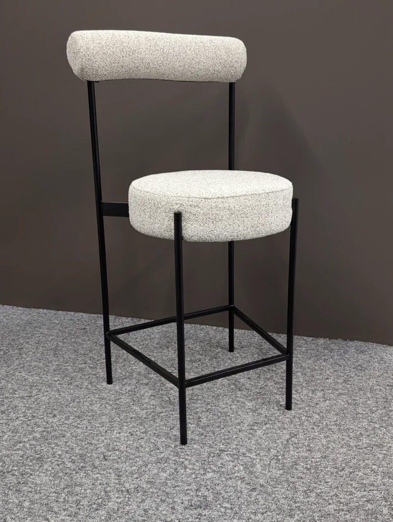 ELYSIUM Pusbario Kėdė Kreminė