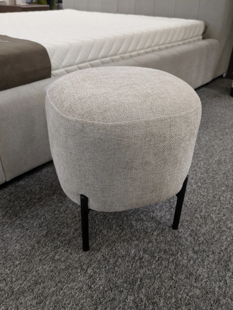 KOTI III Suoliukas 42x42x47,5 šviesiai rusvas