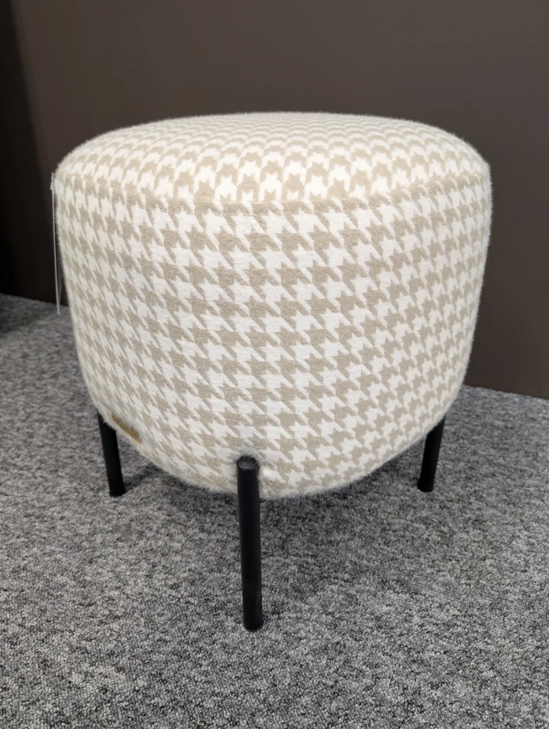 KOTI III Suoliukas Švelnus, margas audinys