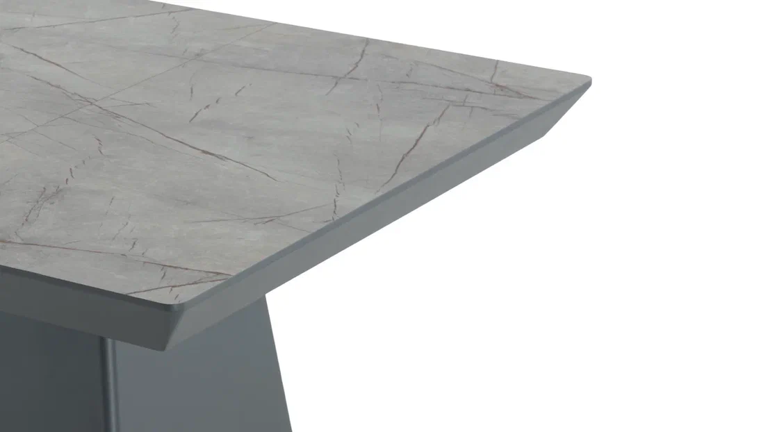 PANAMA ISSKLEIDZIAMAS STALAS